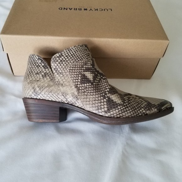 NIB LUCKY BRAND BRINTLY ANKLE BOOTIE WATERPROOF SNAKE PRINT EMBOSSED LEATHER 8 - Picture 3 of 12